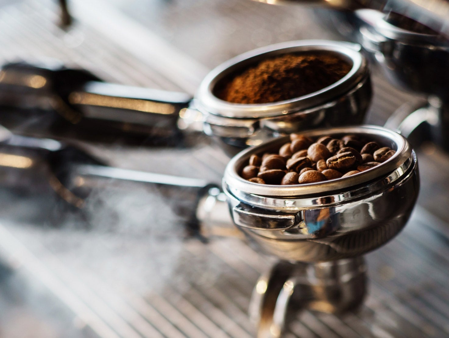 Whole_roasted_coffee_beans_beverages