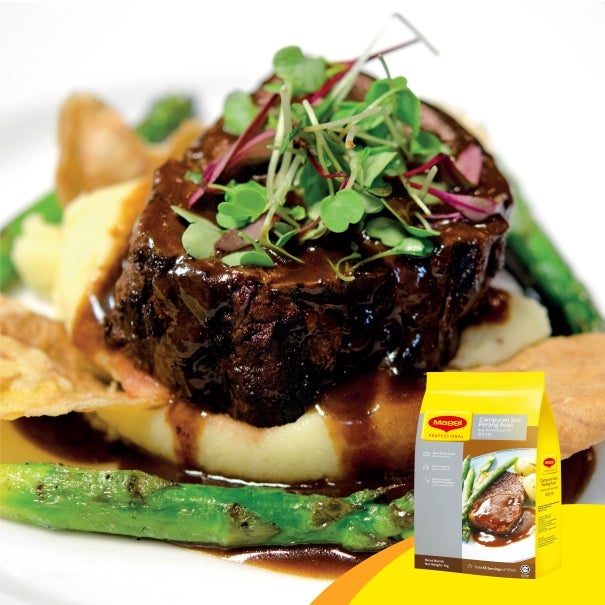 Steak Fillet on Mashed Potato with Brown Sauce Mix